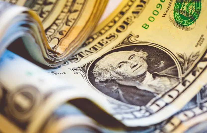 USD giảm mạnh do lợi suất trái phiếu suy yếu trước dữ liệu kinh tế Mỹ